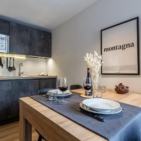 Hellochalet - Friends House شقة